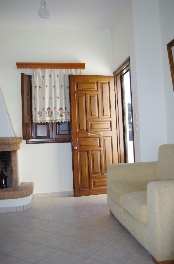 Limnes Home Moutsoúna Esterno foto